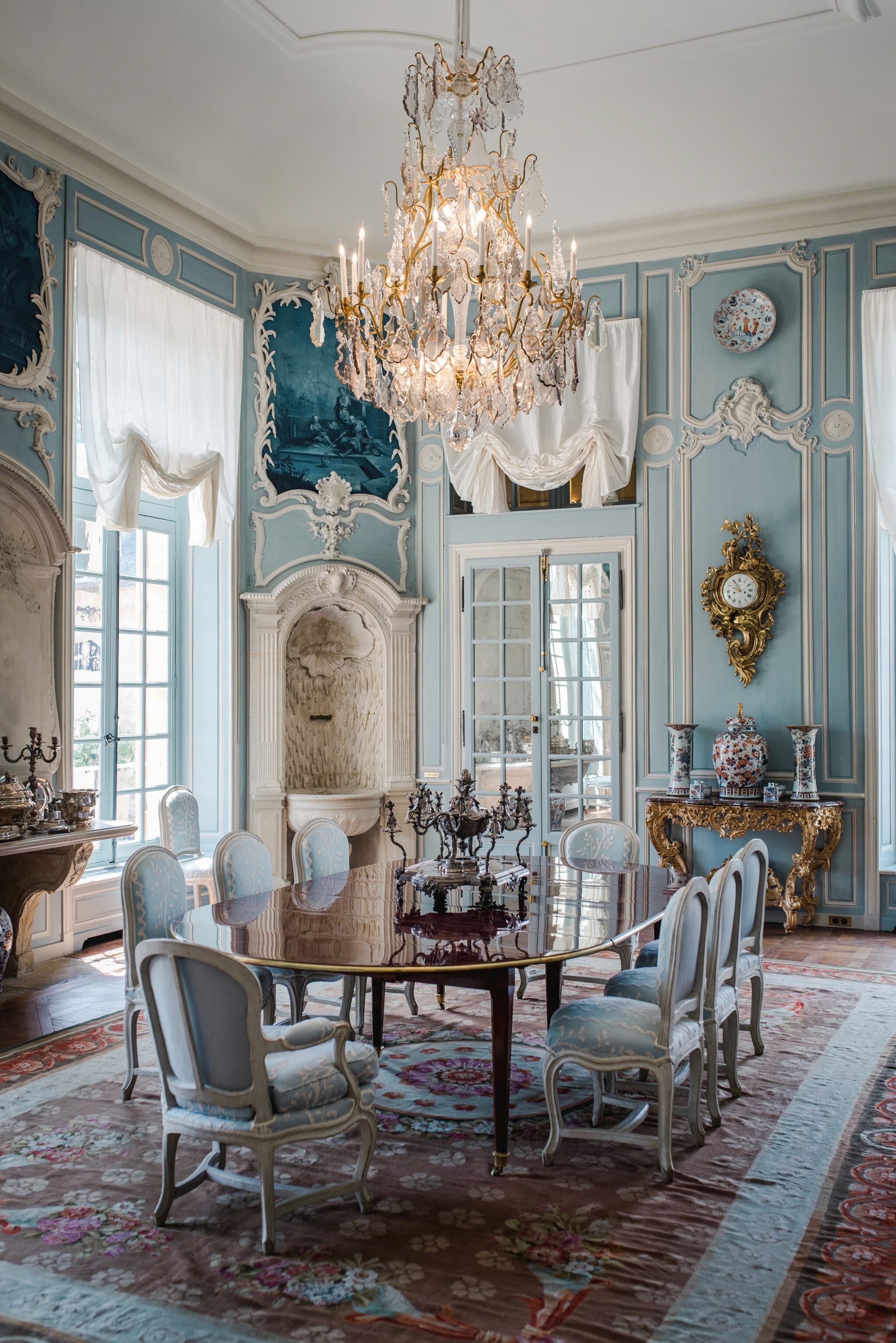 Chateau de Villette — historical landmark wedding venue in Paris, France · photo 10 of 16