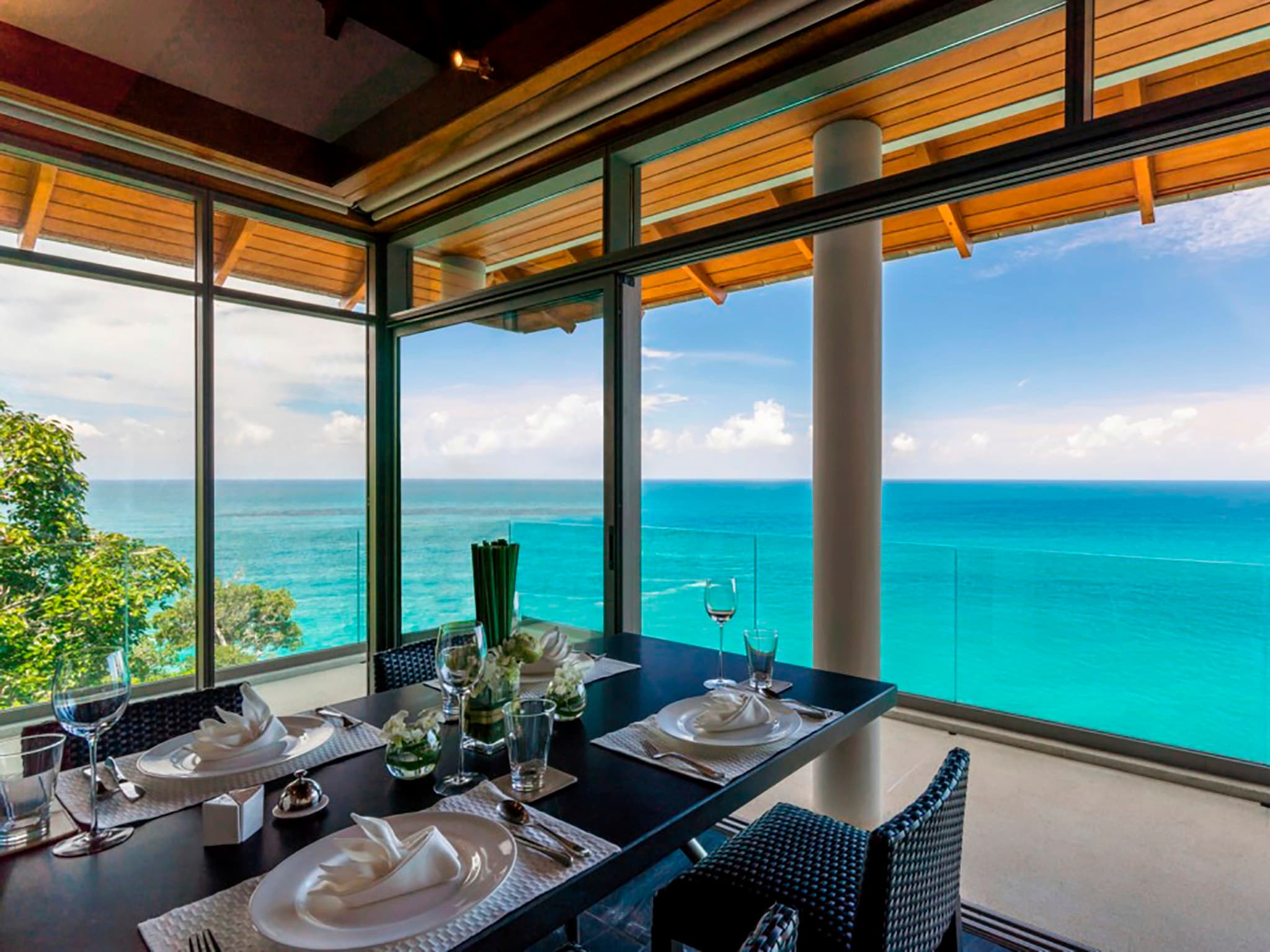 Baan Paa Talee Estate — cliff front wedding venue in Kamala, Thailand · photo 6 of 9