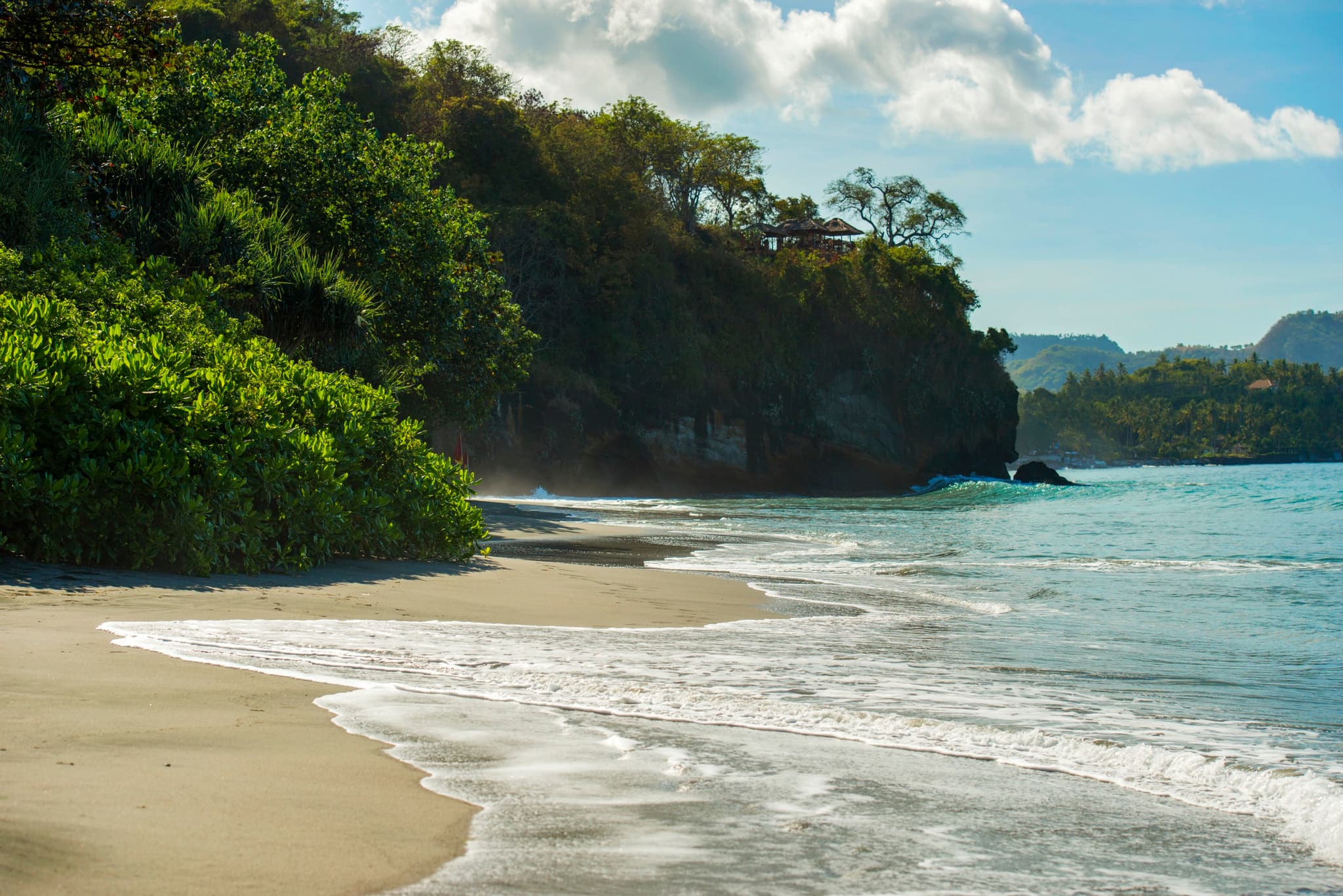 Amankila — beachfront wedding venue in Manggis, Indonesia · photo 8 of 8