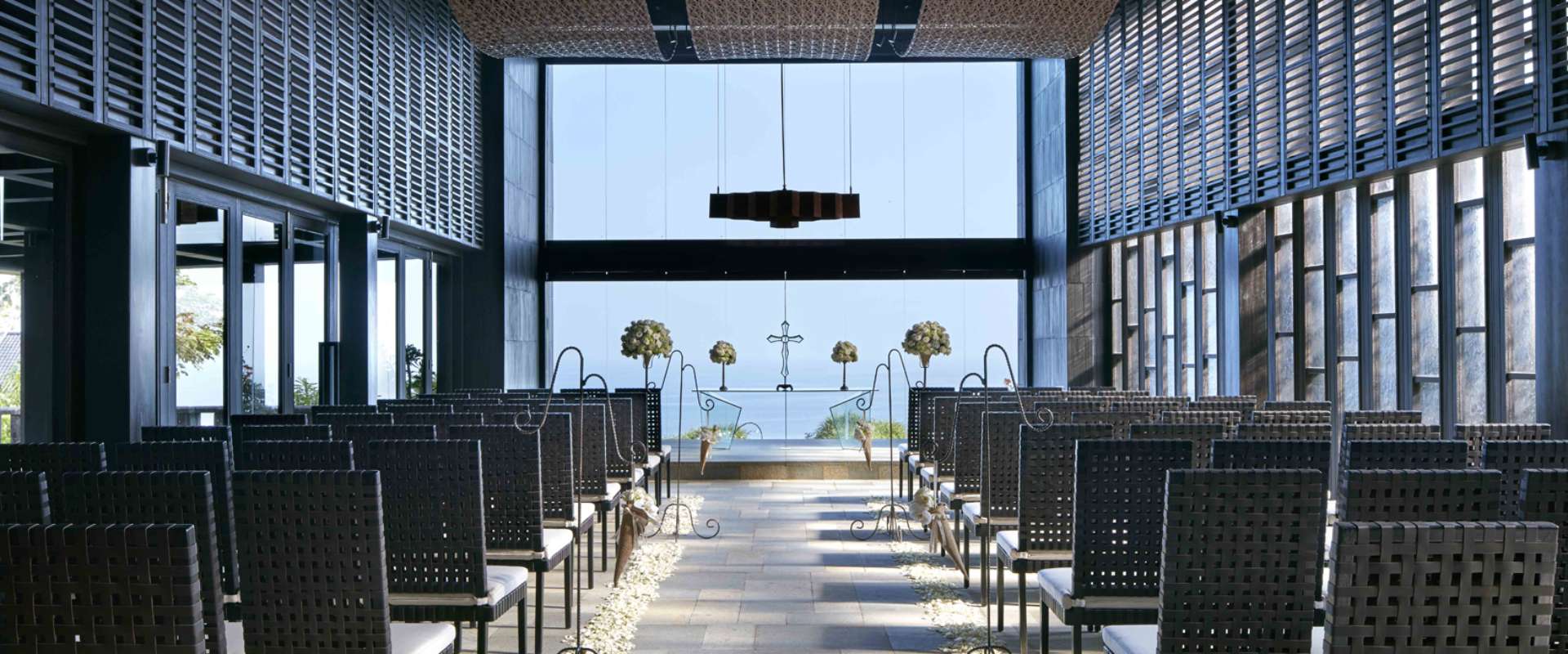Bulgari Resort Bali — cliff front wedding venue in Uluwatu, Indonesia · photo 7 of 12