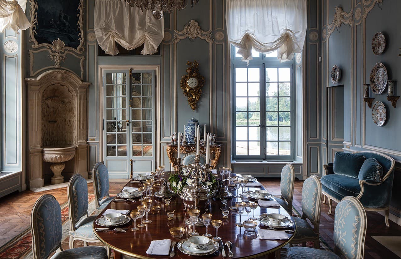 Chateau de Villette — historical landmark wedding venue in Paris, France · photo 15 of 16