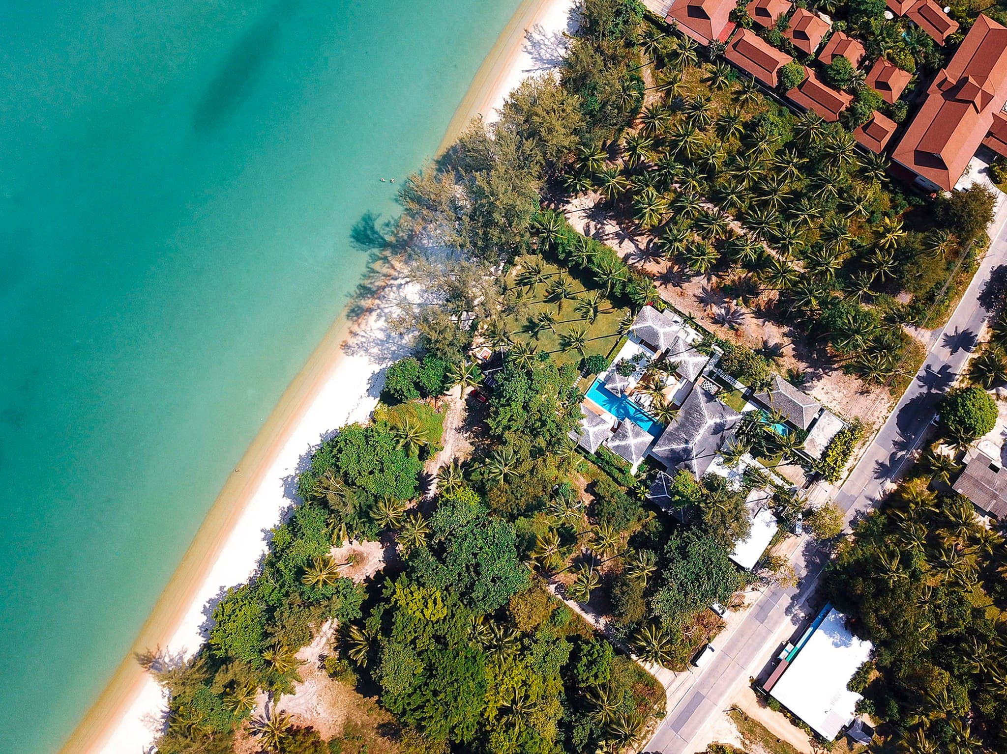 Ban Suriya — beach front wedding venue in Lipa Noi, Thailand · photo 7 of 9