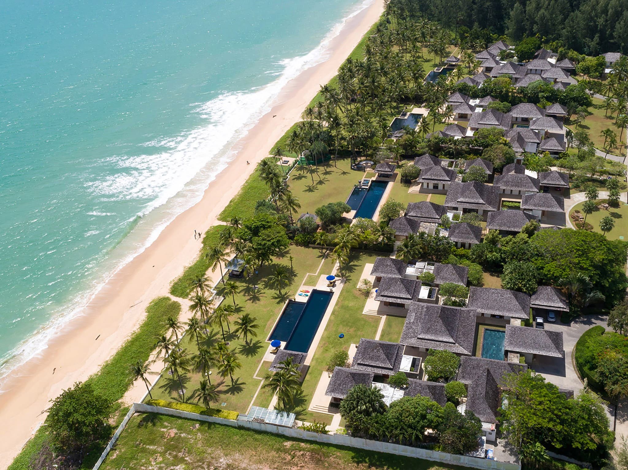 Jivana Beach Estate — beach front wedding venue in Natai Beach, Thailand · photo 4 of 11