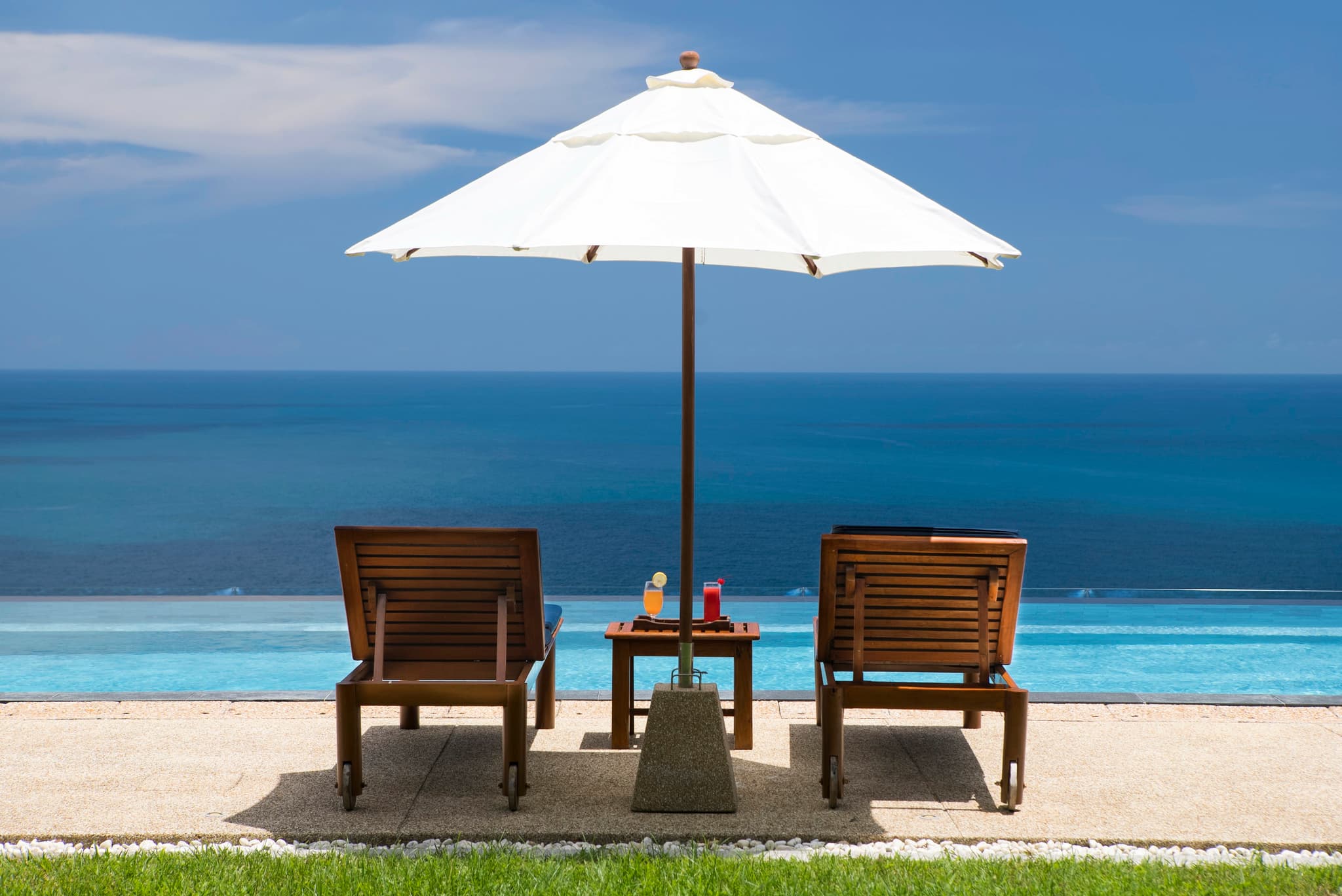 Villa Aye — cliff side wedding venue in Phuket, Thailand · photo 9 of 9