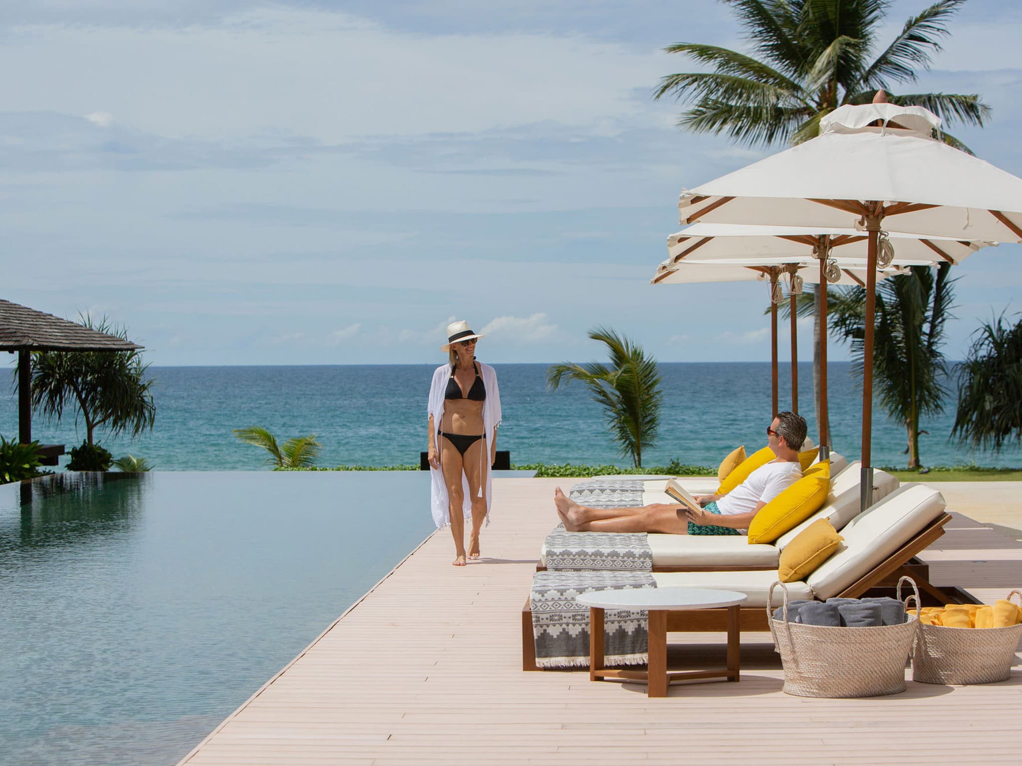 Villa Essenza — cliff front wedding venue in Natai Beach, Thailand · photo 5 of 11