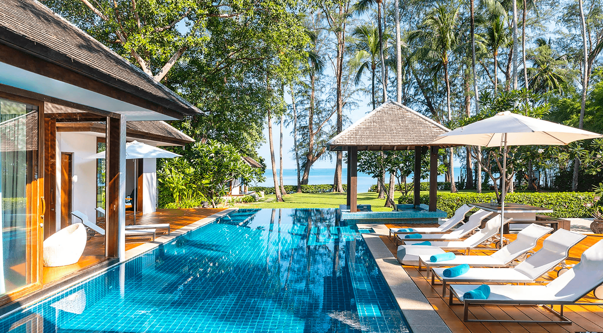 Ban Suriya — beach front wedding venue in Lipa Noi, Thailand · photo 2 of 9