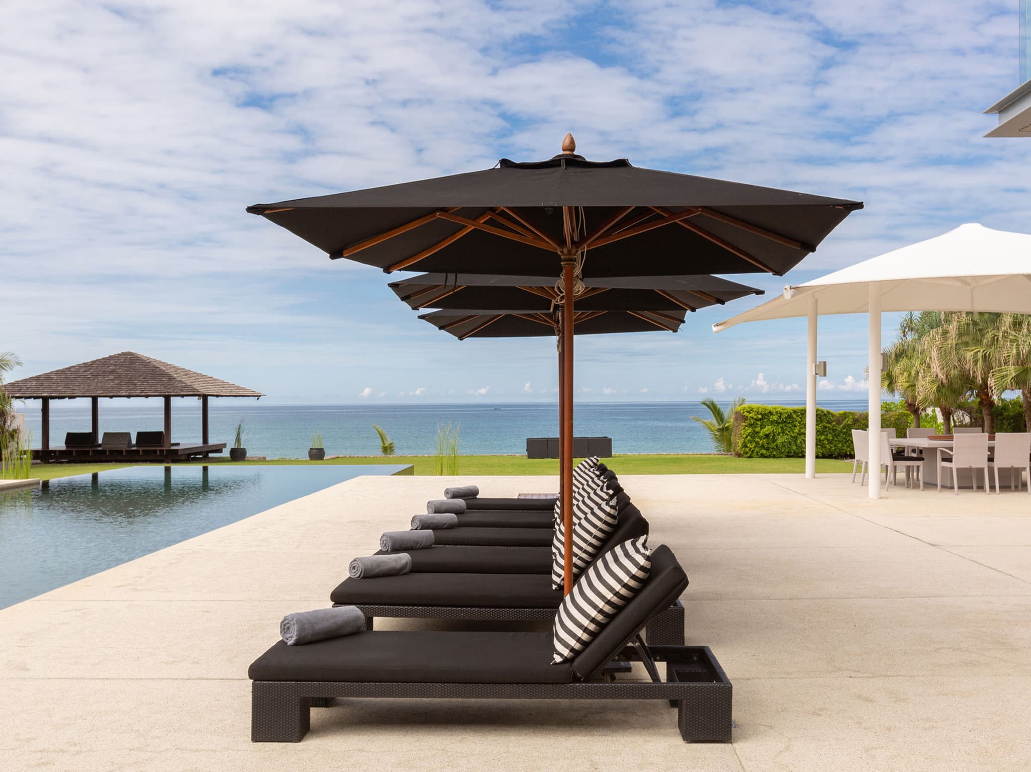 Villa Essenza — cliff front wedding venue in Natai Beach, Thailand · photo 9 of 11