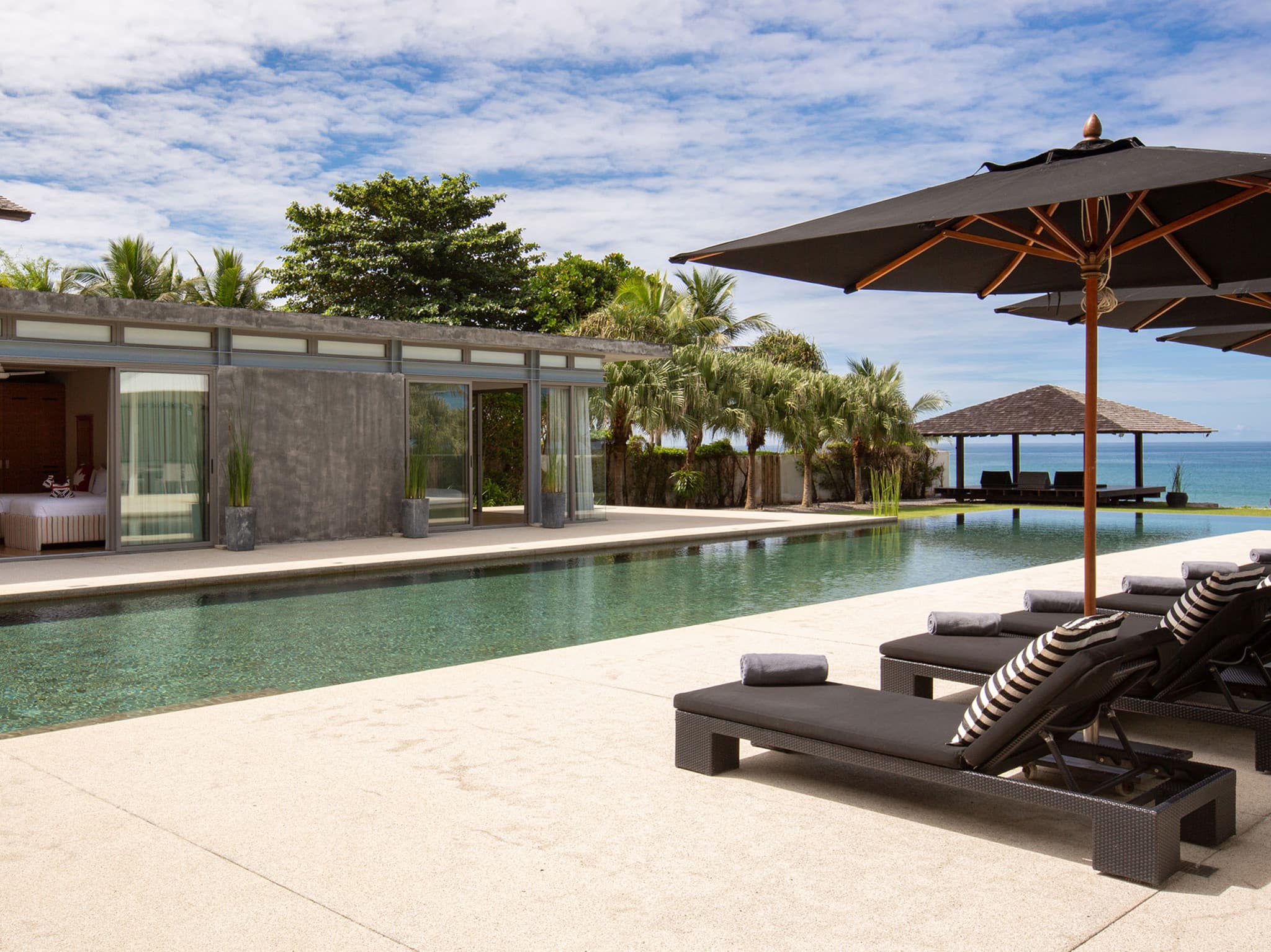 Villa Essenza — cliff front wedding venue in Natai Beach, Thailand · photo 2 of 11