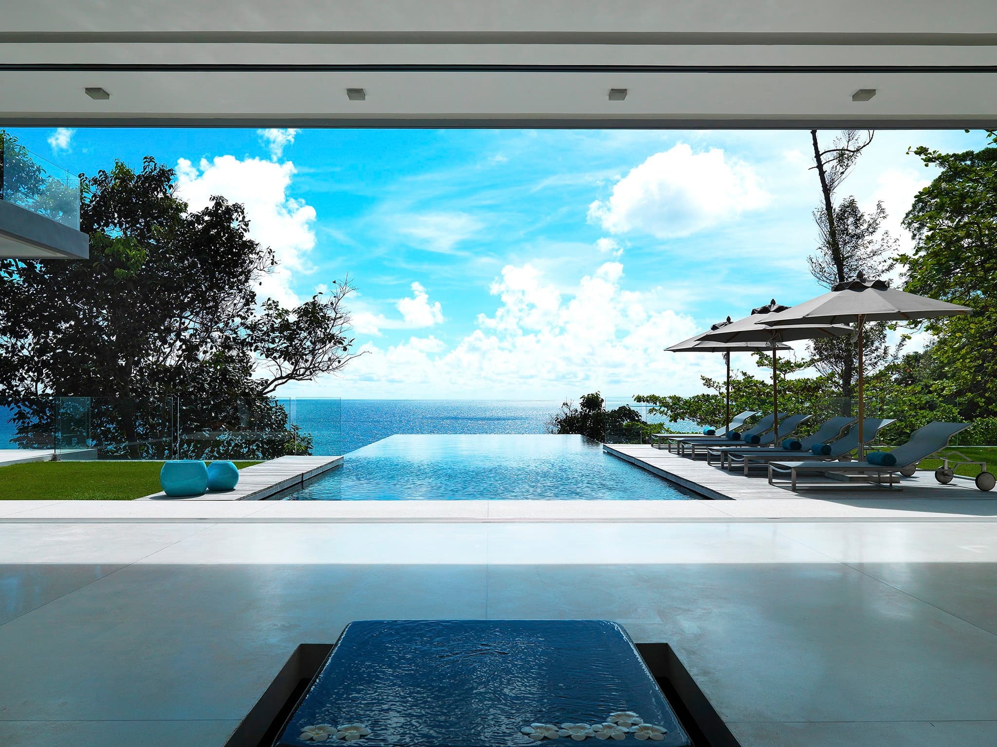 Amanzi Kamala — cliff front wedding venue in Kamala, Thailand · photo 7 of 11