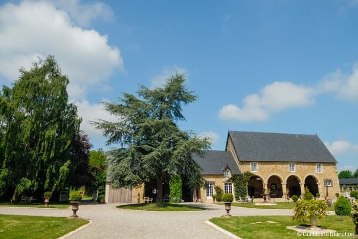 Manoir de Chivré — chirped mansion wedding venue in Normandy, France · photo 9 of 21