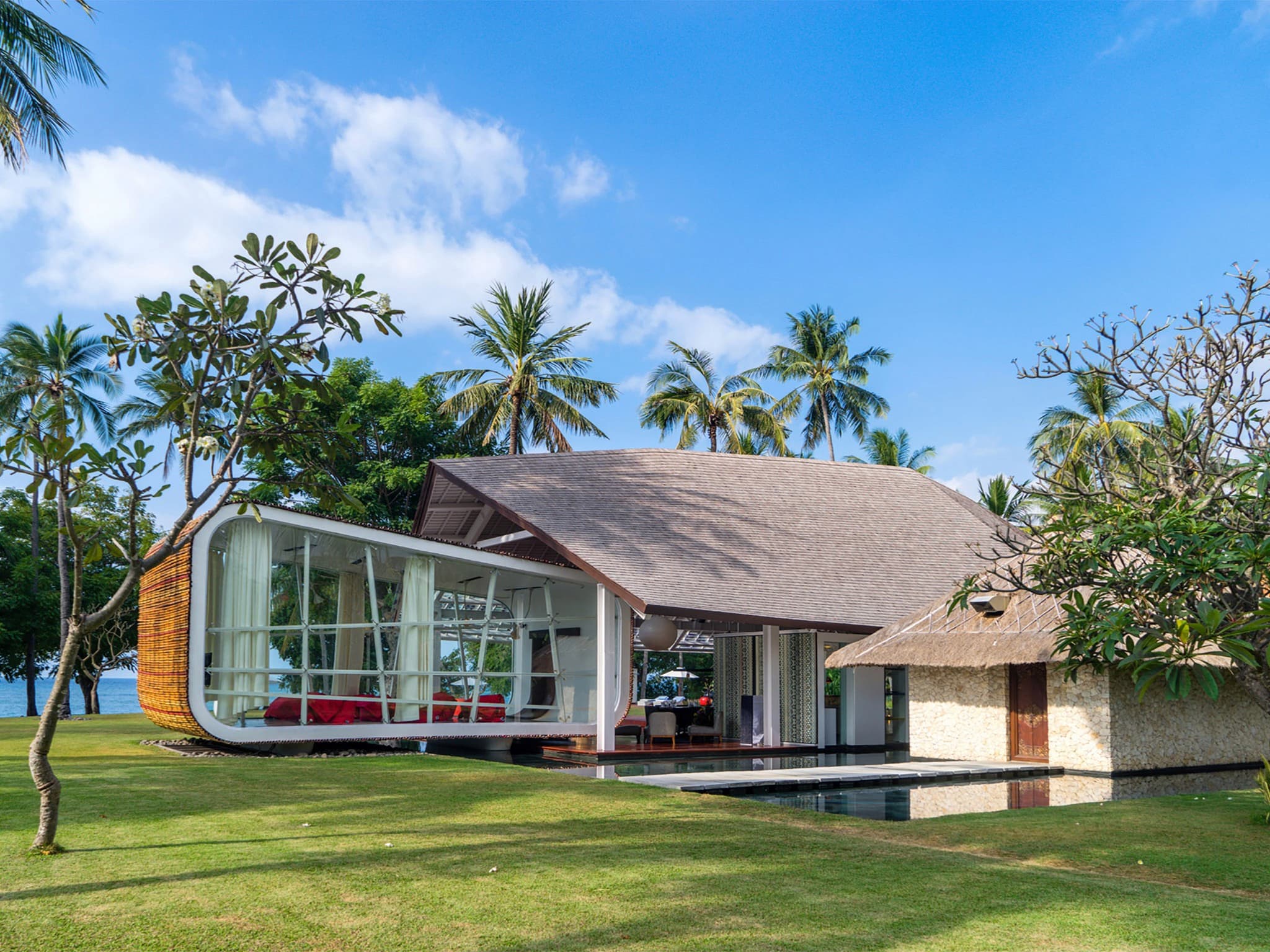 Villa Sapi — beachfront wedding venue in Lombok, Indonesia · photo 6 of 9