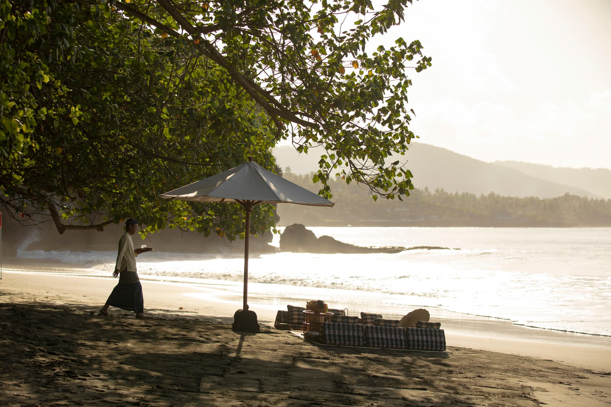 Amankila — beachfront wedding venue in Manggis, Indonesia · photo 7 of 8