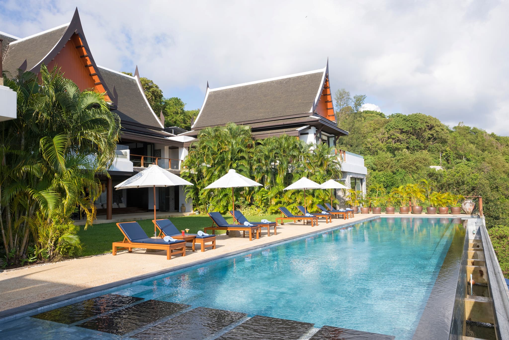 Villa Aye — cliff side wedding venue in Phuket, Thailand · photo 7 of 9
