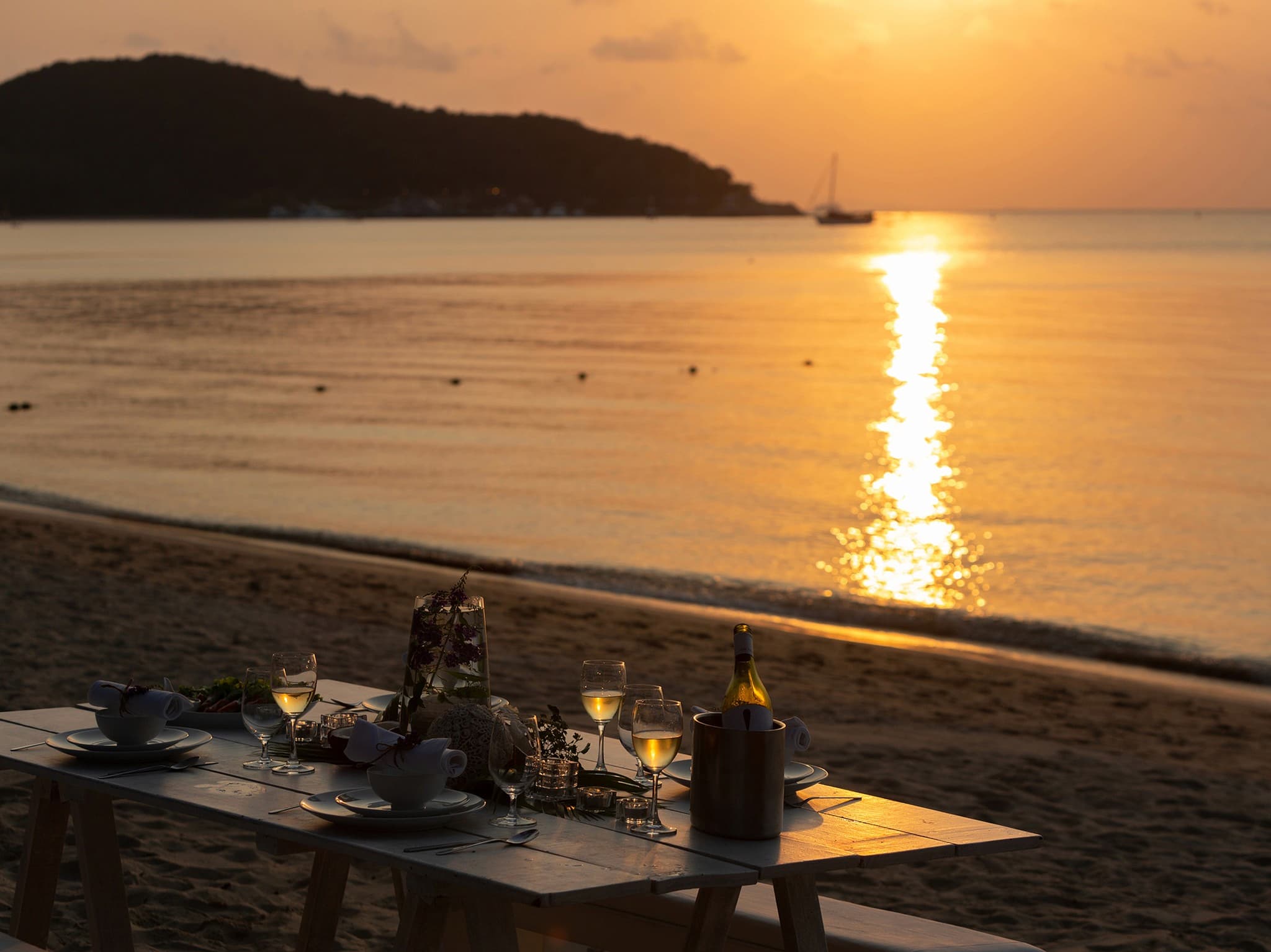 Ban Suriya — beach front wedding venue in Lipa Noi, Thailand · photo 6 of 9