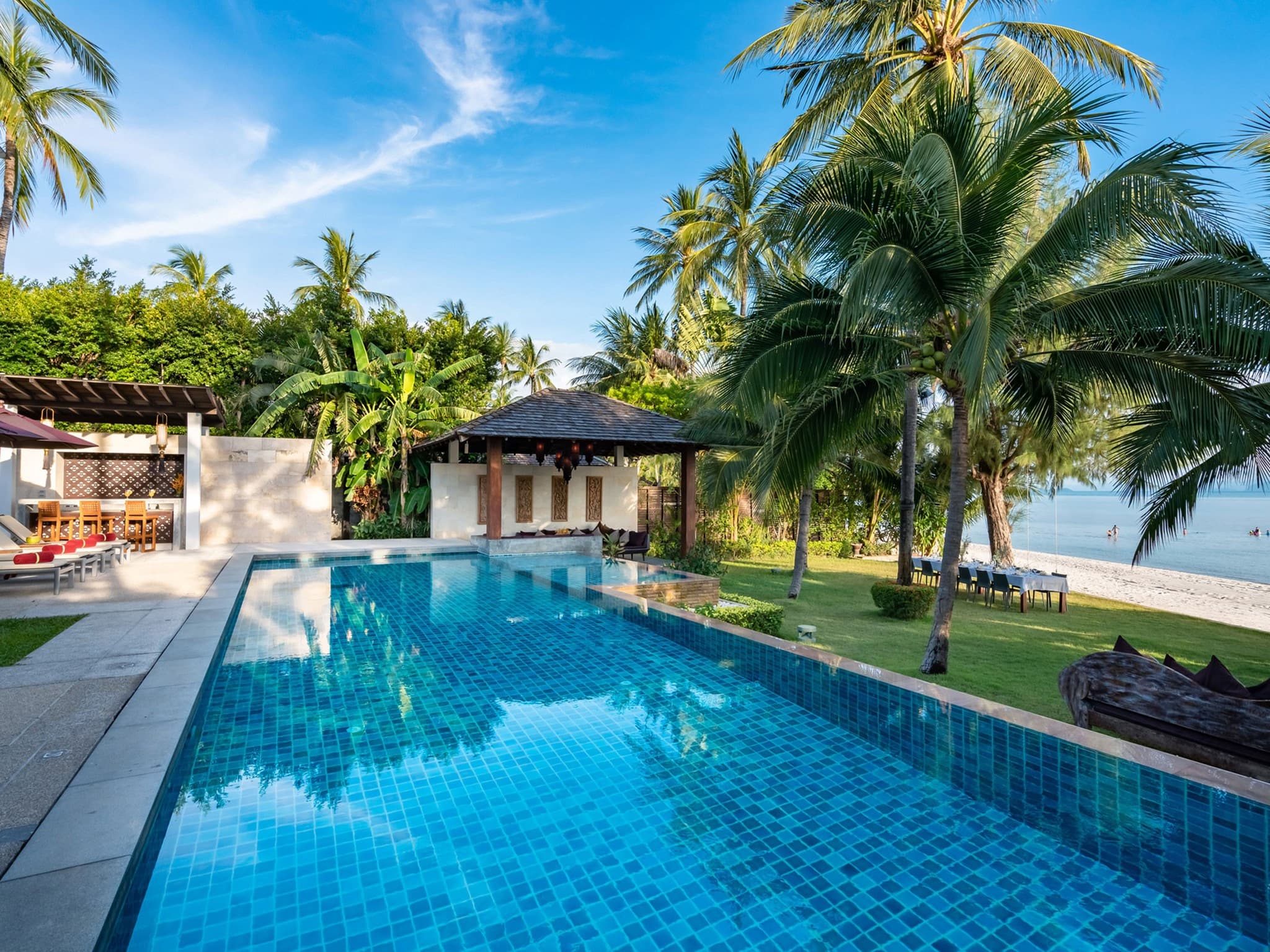 Inasia Samui — beach front wedding venue in Koh Samui, Thailand · photo 5 of 11