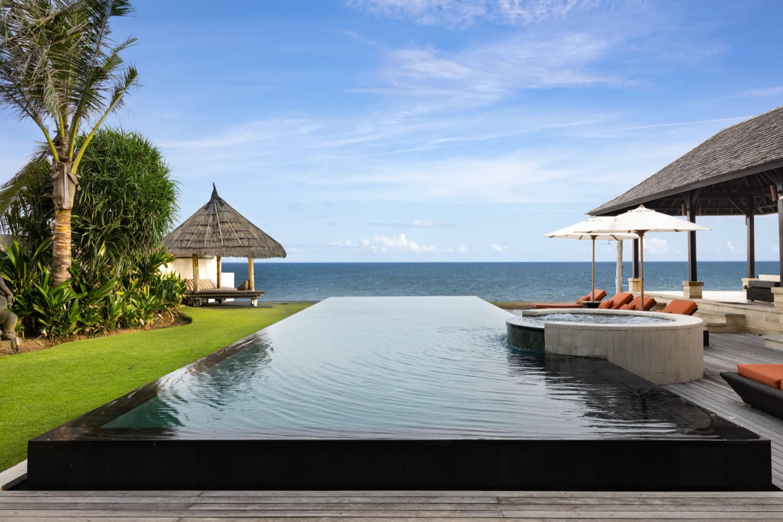 Villa Rosita, a ocean front wedding venue in Klungkung, Indonesia