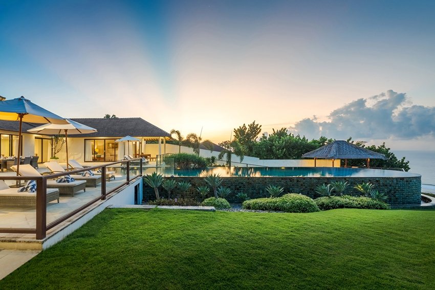 Villa Bale Agung